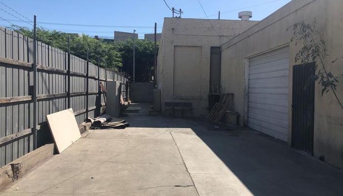 Warehouse Space for Rent at 6121 S Western Ave Los Angeles, CA 90047 - #7