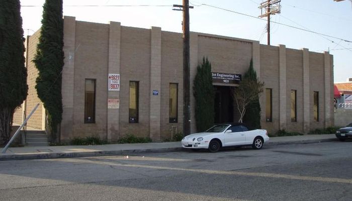 Warehouse Space for Rent at 9825-9837 Independence Ave Chatsworth, CA 91311 - #2