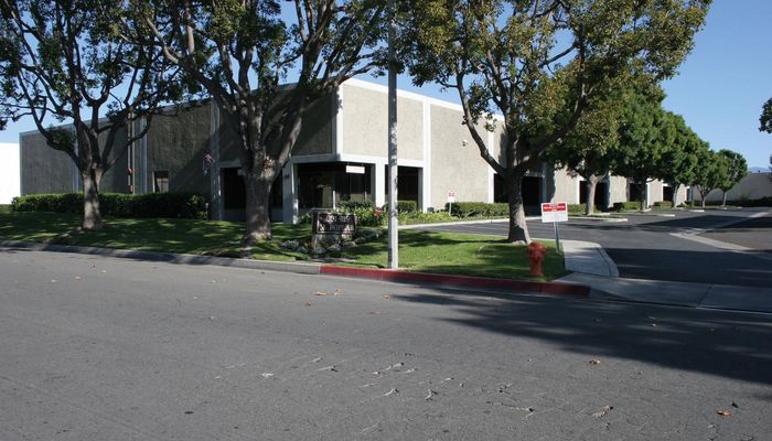Warehouse Space for Rent at 601-619 N Poplar St Orange, CA 92868 - #5