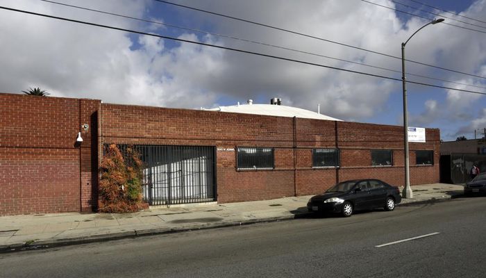 Warehouse Space for Rent at 5645 W Adams Blvd Los Angeles, CA 90016 - #4