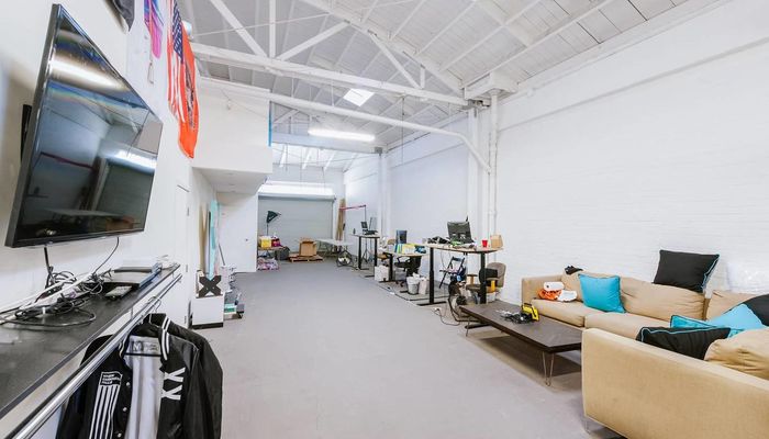 Warehouse Space for Rent at 4835 W Jefferson Blvd Los Angeles, CA 90016 - #9