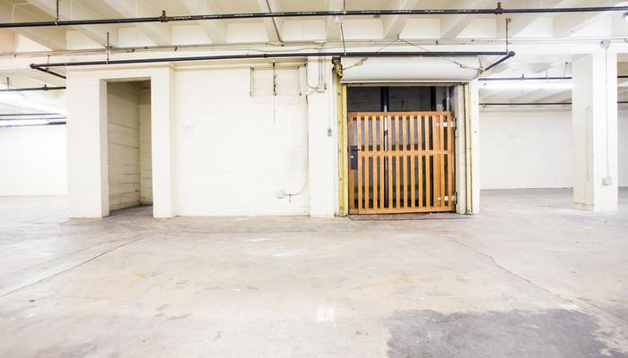 Warehouse Space for Rent at 718 Gladys Ave Los Angeles, CA 90021 - #12
