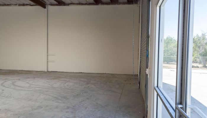 Warehouse Space for Rent at 13470 Manhasset Rd Apple Valley, CA 92308 - #8