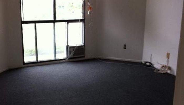 Office Space for Rent at 10642 Santa Monica Blvd Los Angeles, CA 90025 - #10