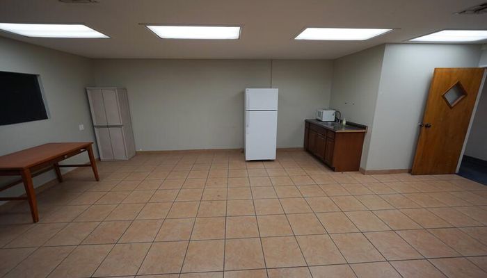 Warehouse Space for Rent at 8427 Canoga Ave Canoga Park, CA 91304 - #5