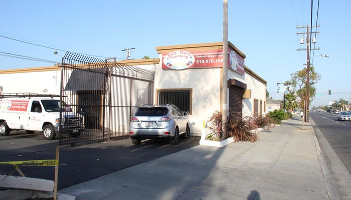Warehouse Space for Rent at 3334-3336 W Rosecrans Ave Hawthorne, CA 90250 - #2