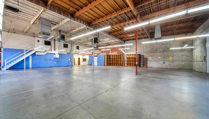 Warehouse Space for Rent at 14208 Towne Ave Los Angeles, CA 90061 - #11