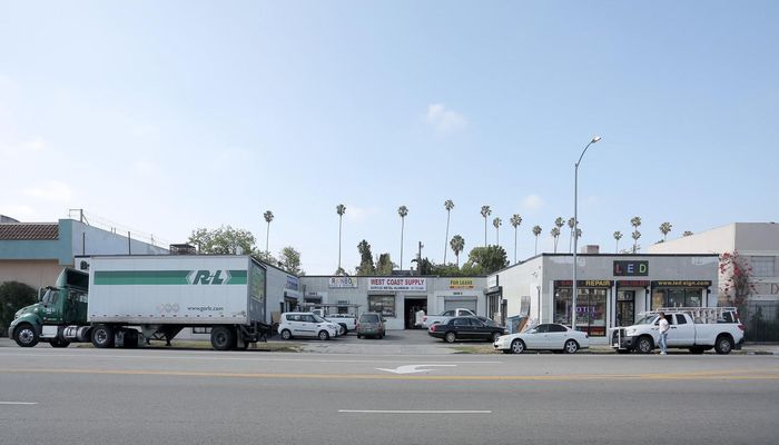 Warehouse Space for Rent at 2240 W Washington Blvd Los Angeles, CA 90018 - #6