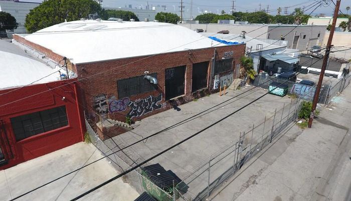 Warehouse Space for Rent at 1258-1260 S Boyle Ave Los Angeles, CA 90023 - #9