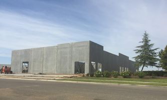 Warehouse Space for Rent located at 651 N Armstrong Ave Fresno, CA 93727