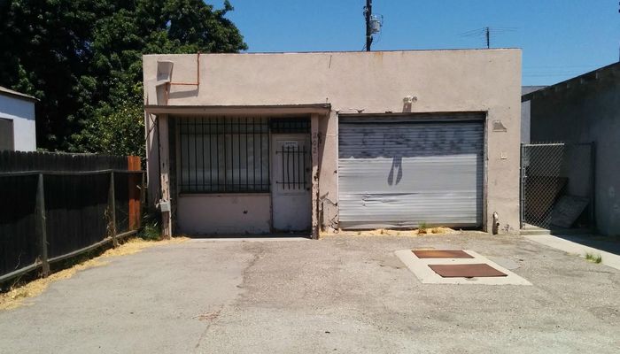 Warehouse Space for Sale at 2021 W Gaylord St Long Beach, CA 90813 - #5