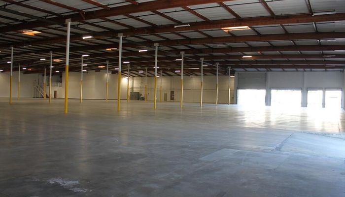 Warehouse Space for Rent at 2050-2080 E 49th St Vernon, CA 90058 - #17