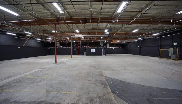 Warehouse Space for Rent at 8427 Canoga Ave Canoga Park, CA 91304 - #2