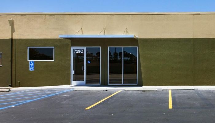 Warehouse Space for Rent at 701-733 W Anaheim St Long Beach, CA 90813 - #4