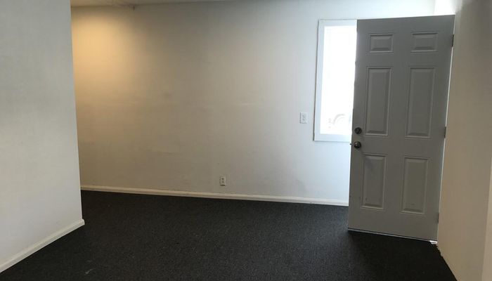 Warehouse Space for Rent at 17921 Valley Blvd Bloomington, CA 92316 - #8