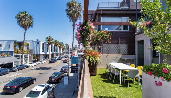 Office Space for Rent at 1632 Abbot Kinney Blvd Venice, CA 90291 - #40