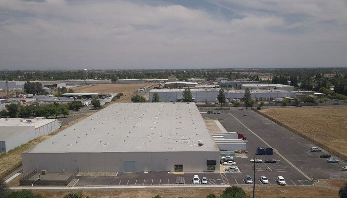 Warehouse Space for Rent at 7728 Wilbur Way Sacramento, CA 95828 - #4