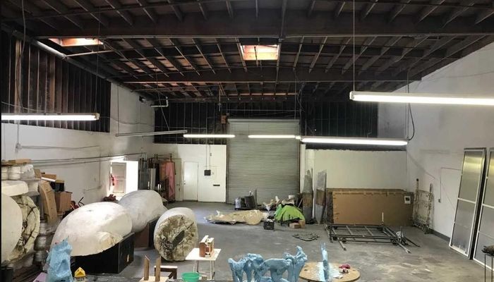 Warehouse Space for Rent at 4901-4905 W Jefferson Blvd Los Angeles, CA 90016 - #12