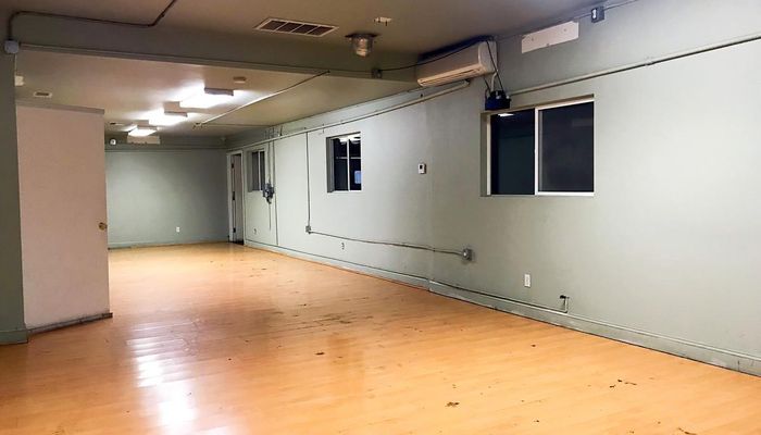 Warehouse Space for Rent at 5102-5108 Azusa Canyon Rd Irwindale, CA 91706 - #8