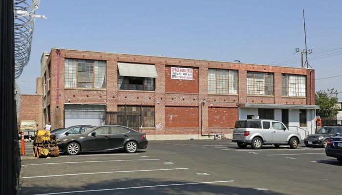 Warehouse Space for Rent at 2000-2010 W 62nd St Los Angeles, CA 90047 - #11