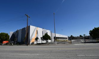 Warehouse Space for Rent located at 900 W Florence Ave Inglewood, CA 90301