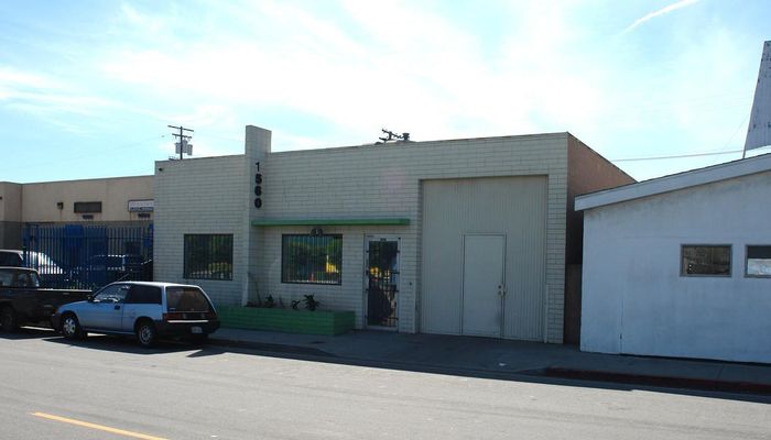 Warehouse Space for Rent at 1560 W Esther St Long Beach, CA 90813 - #2