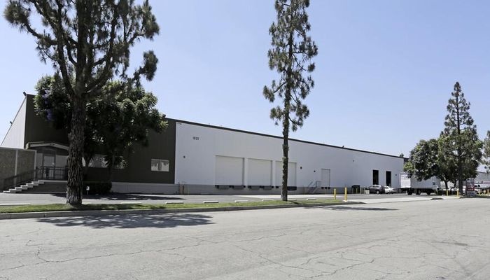 Warehouse Space for Rent at 16111-16121 Canary Ave La Mirada, CA 90638 - #3