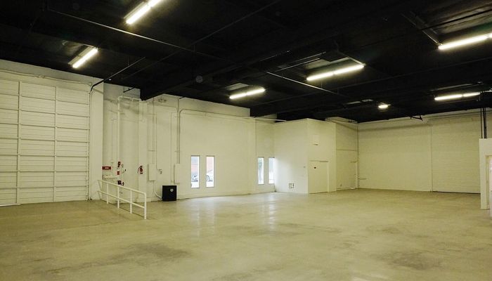 Warehouse Space for Rent at 733-741 W Broadway Glendale, CA 91204 - #4