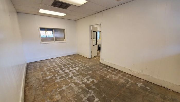 Warehouse Space for Rent at 1258-1260 S Boyle Ave Los Angeles, CA 90023 - #7
