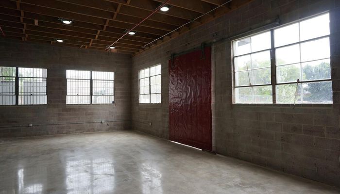 Warehouse Space for Rent at 1914 Raymond Ave Los Angeles, CA 90007 - #99