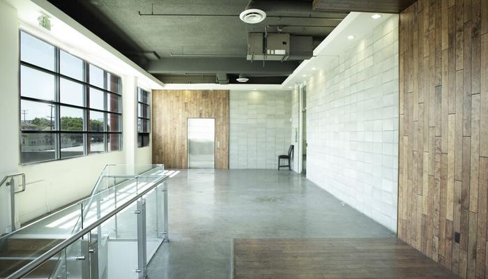 Warehouse Space for Rent at 2700 S Grand Ave Los Angeles, CA 90007 - #10