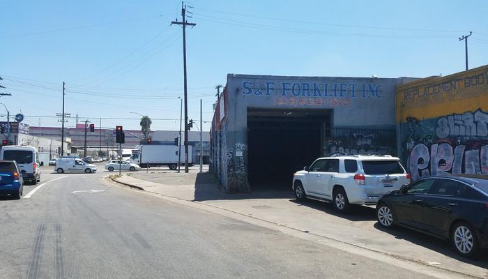 Warehouse Space for Rent at 2353-2365 E Olympic Blvd Los Angeles, CA 90021 - #1
