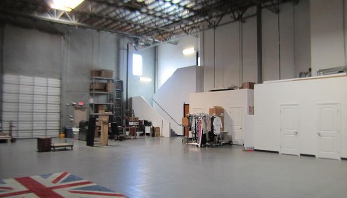 Warehouse Space for Rent at 7643 N San Fernando Rd Burbank, CA 91505 - #4