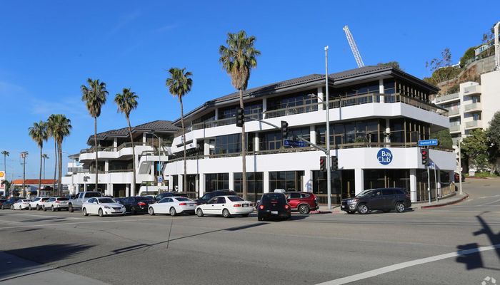 Office Space for Rent at 17373-17383 W Sunset Blvd Pacific Palisades, CA 90272 - #8