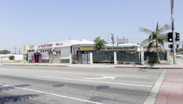 Warehouse Space for Rent at 401-407 W Compton Blvd Compton, CA 90220 - #1