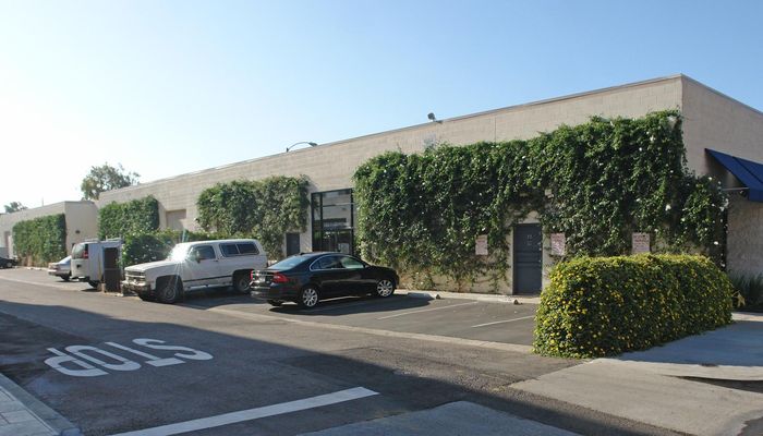 Warehouse Space for Rent at 31-77 W Del Mar Blvd Pasadena, CA 91105 - #2