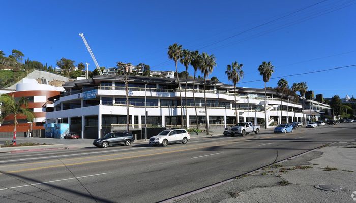 Office Space for Rent at 17373-17383 W Sunset Blvd Pacific Palisades, CA 90272 - #10