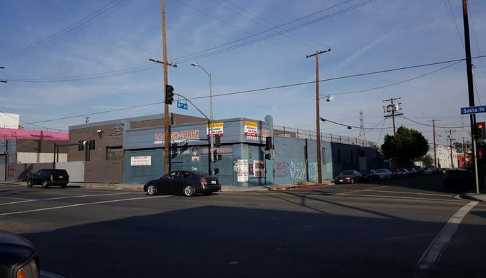Warehouse Space for Rent at 1126 S Santa Fe Ave Los Angeles, CA 90021 - #3