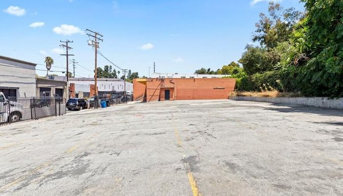 Warehouse Space for Rent at 410-420 E Beach Ave Inglewood, CA 90302 - #31