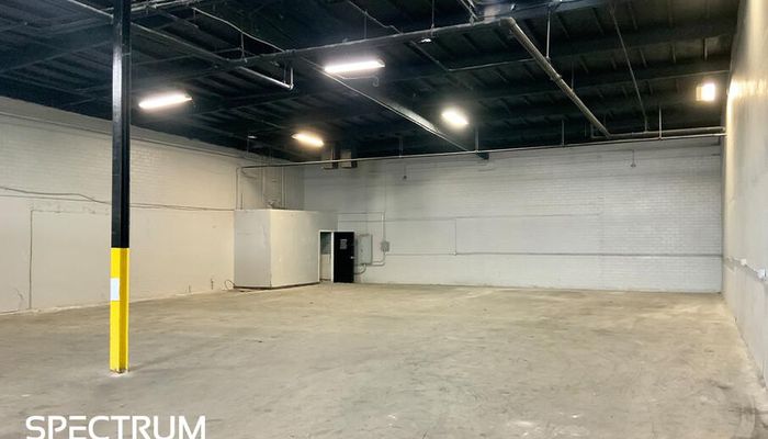 Warehouse Space for Rent at 14721 Keswick St Van Nuys, CA 91405 - #1