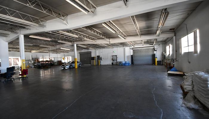 Warehouse Space for Rent at 13105 S Crenshaw Blvd Hawthorne, CA 90250 - #9