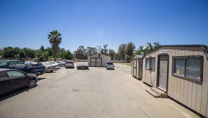 Warehouse Space for Rent at 1309 S Main St Porterville, CA 93257 - #26