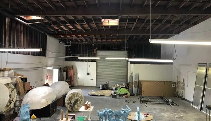 Warehouse Space for Rent at 4901-4905 W Jefferson Blvd Los Angeles, CA 90016 - #10