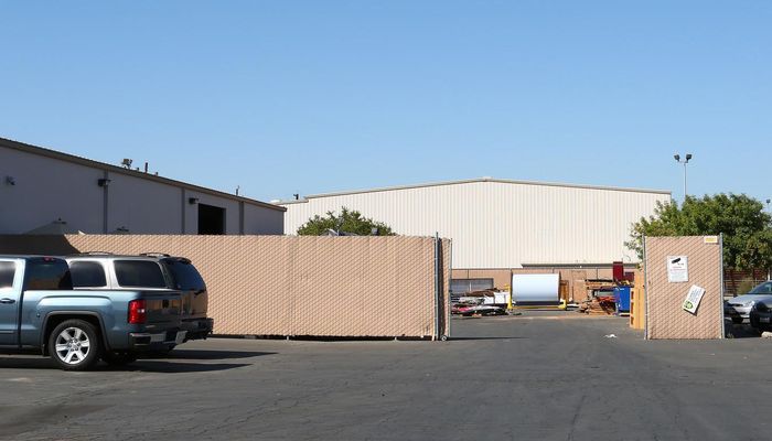 Warehouse Space for Rent at 4377-4379 N Brawley Ave Fresno, CA 93722 - #8