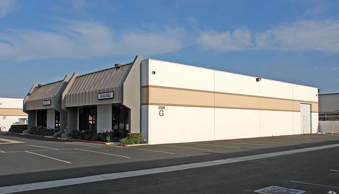 Warehouse Space for Rent at 1701 E Edinger Ave Santa Ana, CA 92705 - #1