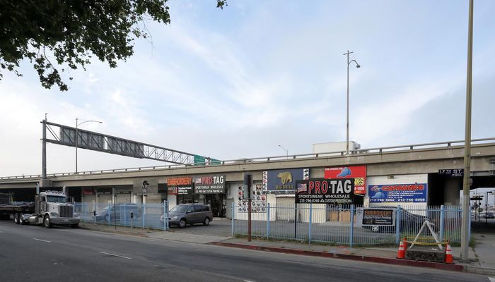 Warehouse Space for Rent at 104-106 E 17th St Los Angeles, CA 90015 - #2