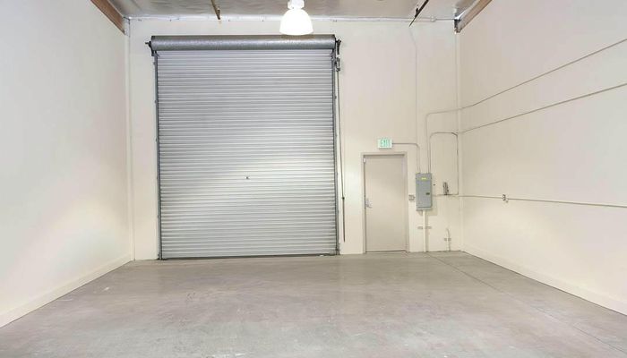 Warehouse Space for Rent at 4572 Telephone Rd Ventura, CA 93003 - #4