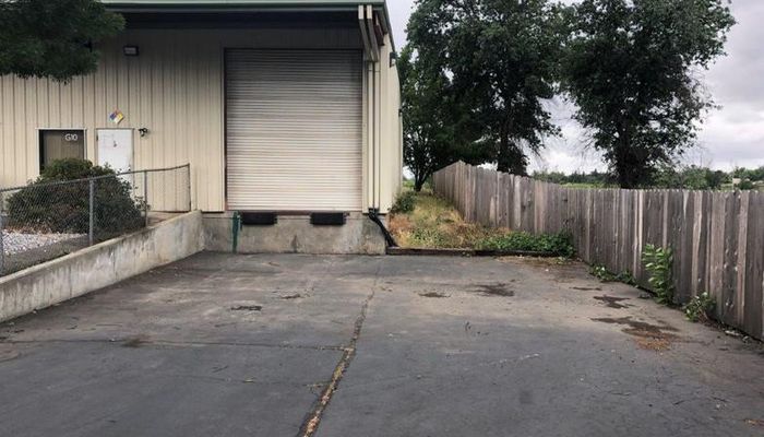Warehouse Space for Rent at 7672 Avianca Dr Redding, CA 96002 - #5
