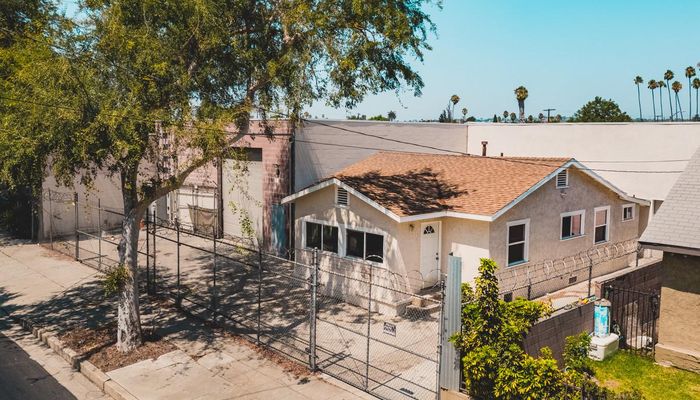 Warehouse Space for Rent at 2815-2819 Southwest Dr Los Angeles, CA 90043 - #2