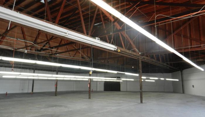 Warehouse Space for Rent at 3301 Maple Ave Los Angeles, CA 90011 - #2